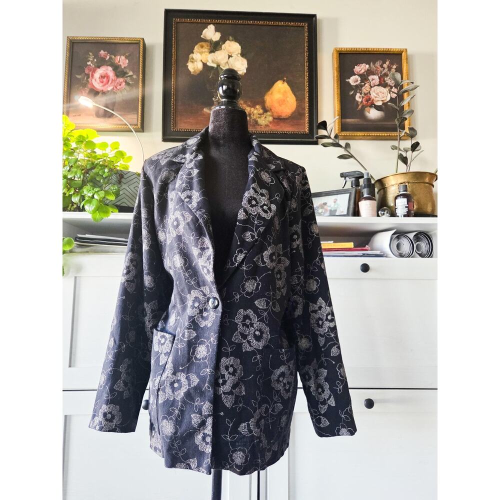 Vintage Tudor Court by Haband Black Floral Embroidered Blazer 🌸🖤